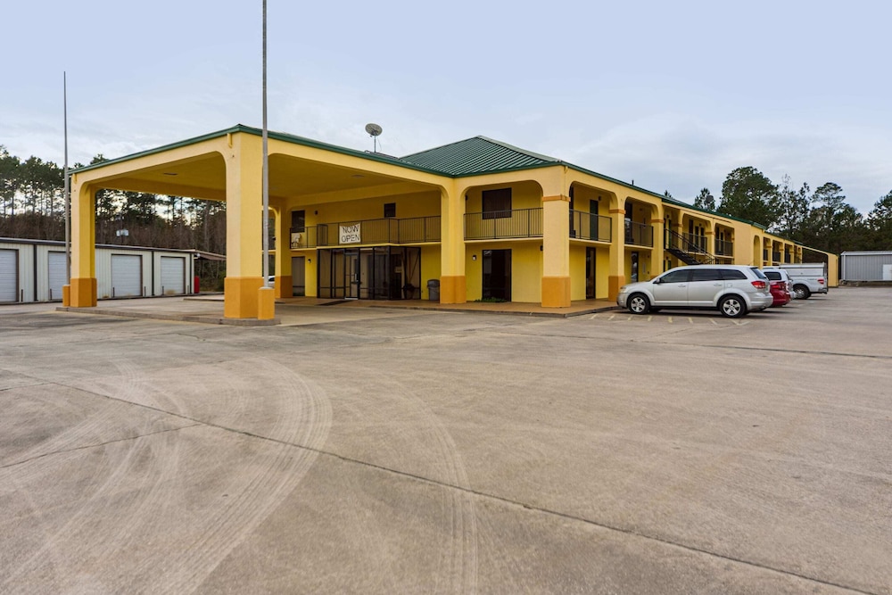 Days Inn by Wyndham Atmore 53/61