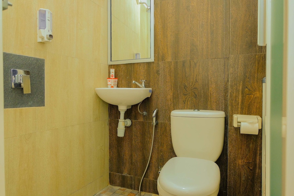 OYO 354 32 Guest House 17/40