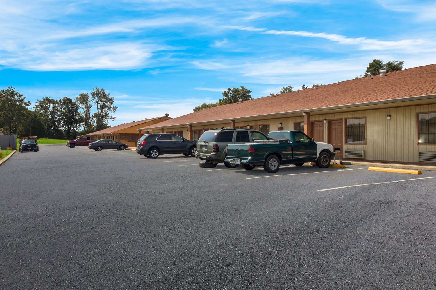 Econo Lodge Cornersville I-65 32/46