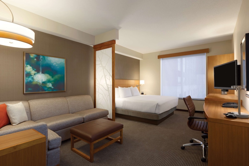 Hyatt Place St. Louis/Chesterfield 43/70
