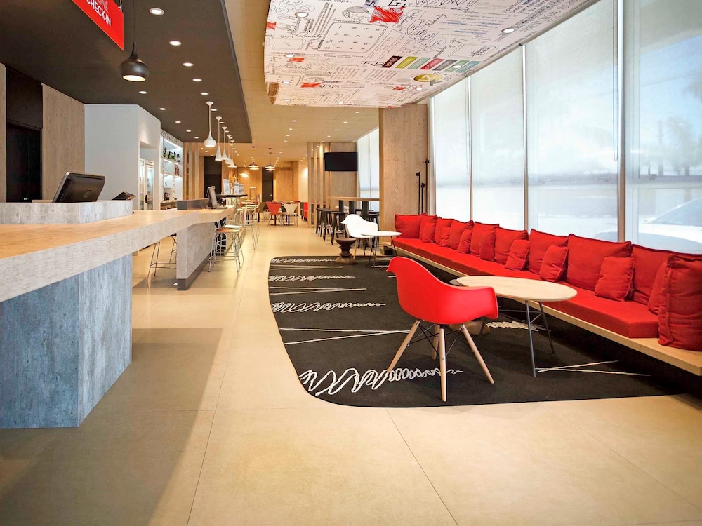 Ibis Paranagua 35/59