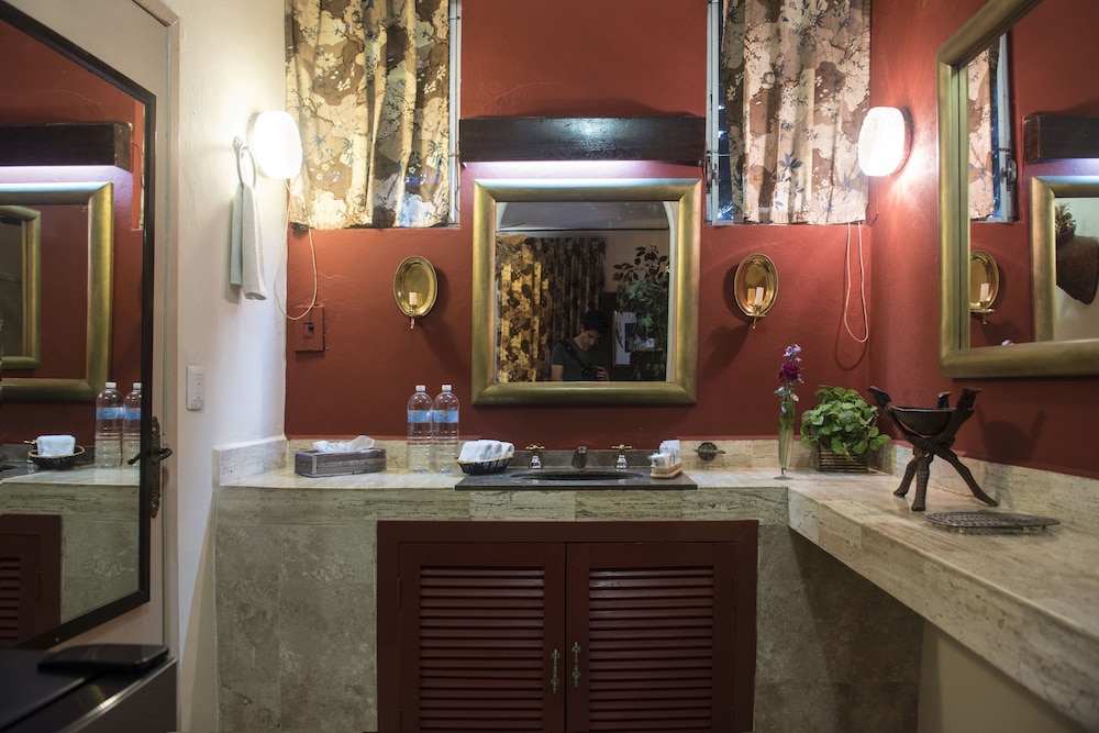 Villablanca Hotel 6/50