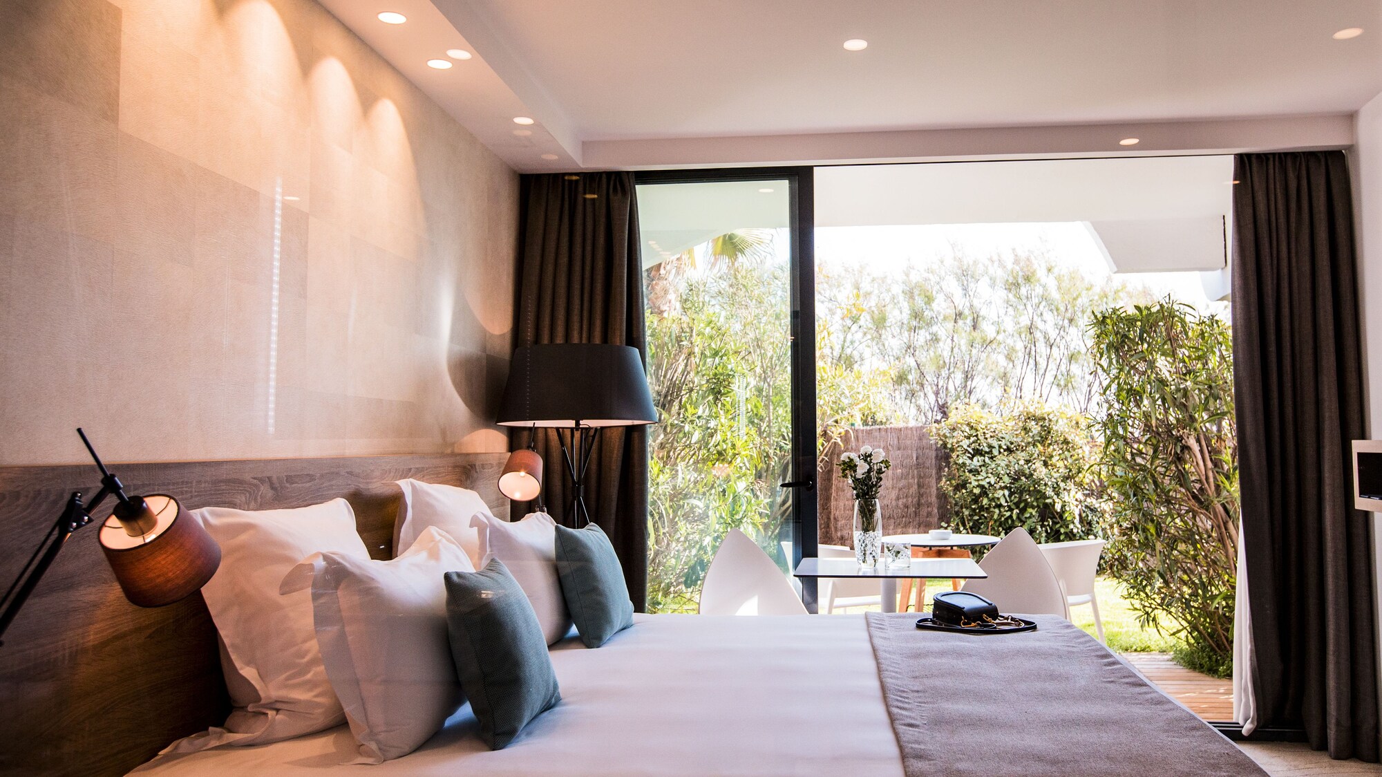 Room, King Bed, Garden View, Terrace