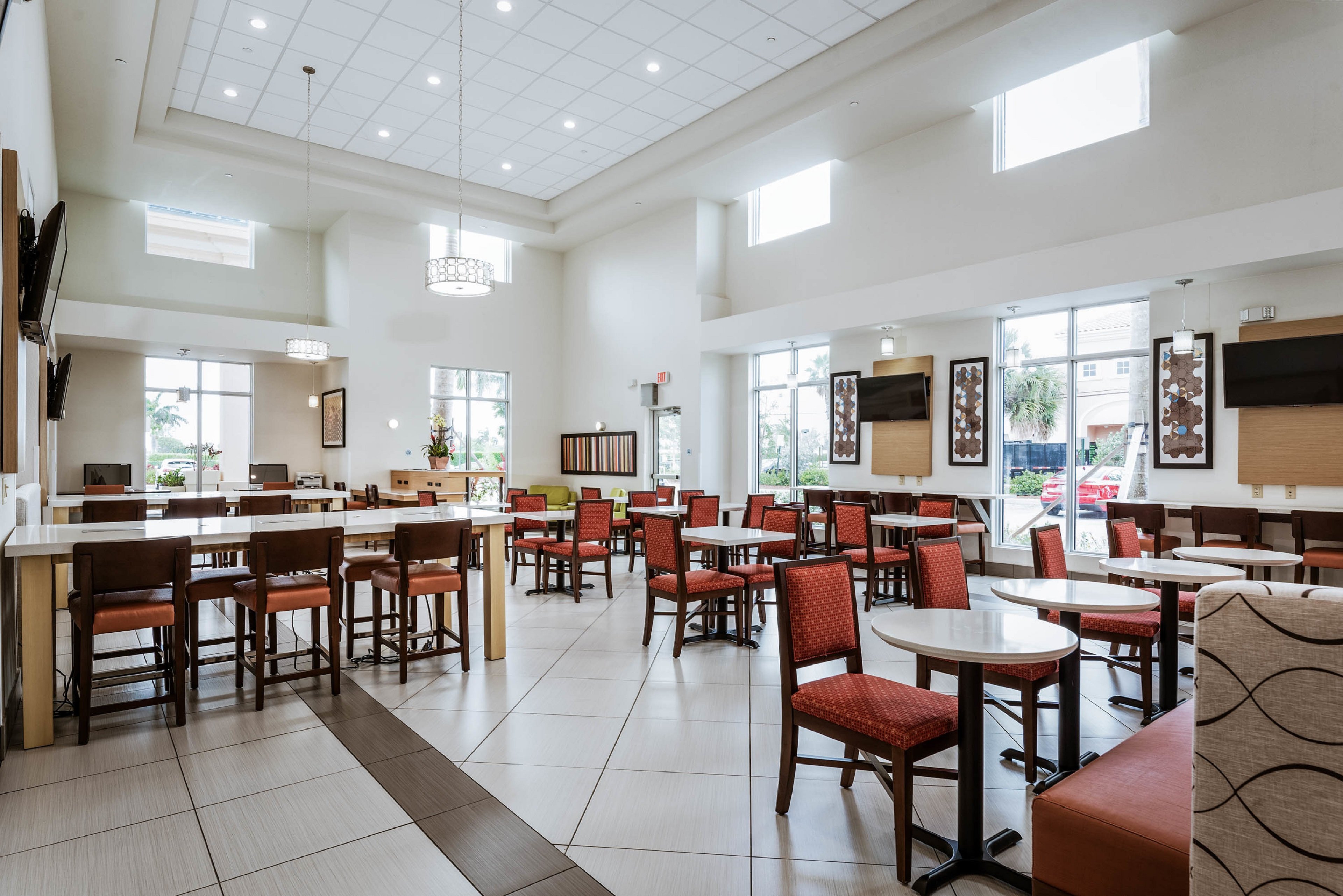 Holiday Inn Express Suites Boynton Beach West 46/71