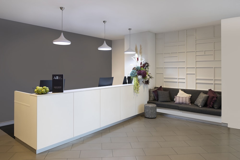 Mercure Sydney Bankstown 5/49