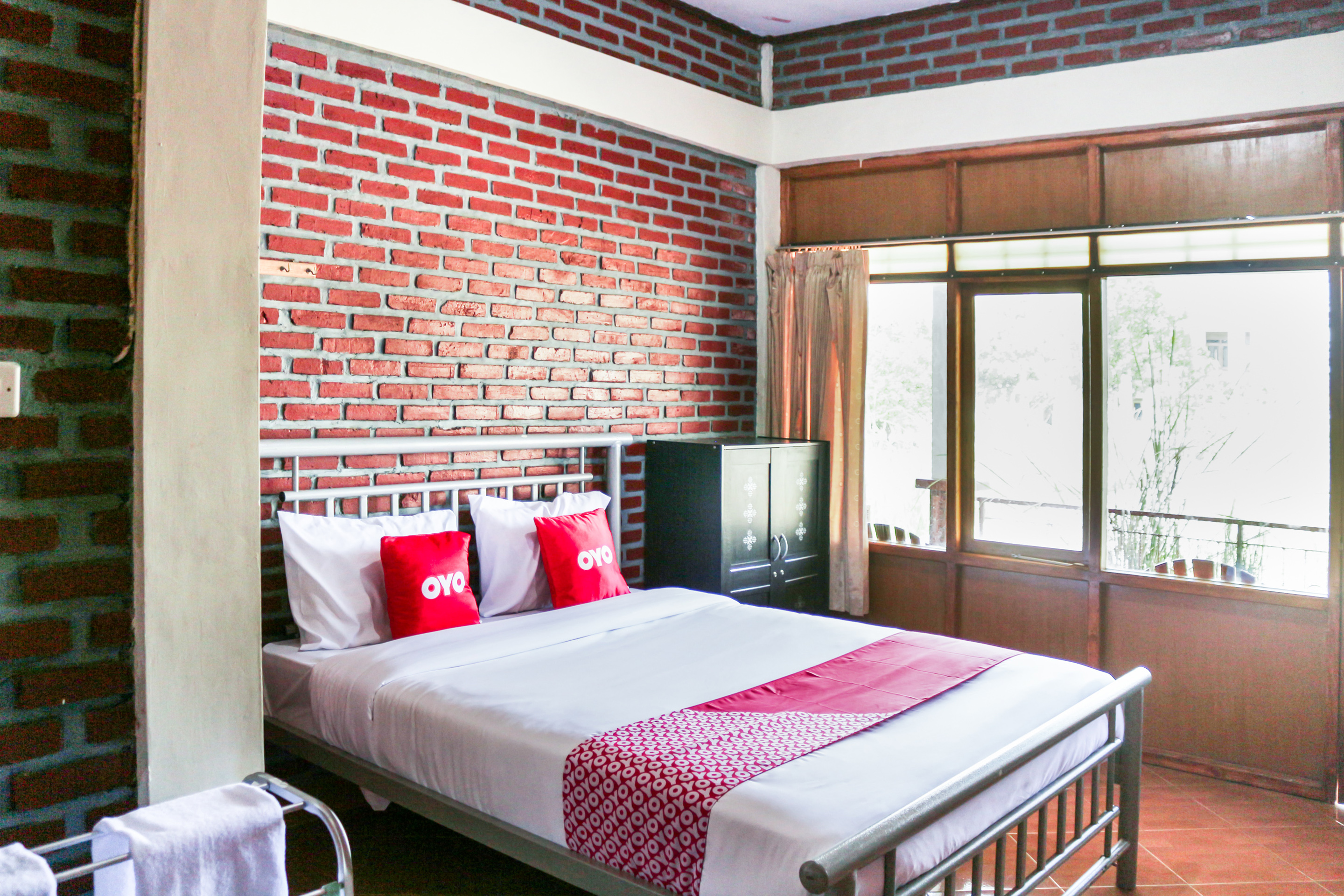 OYO 1722 Villa Ciparay Indah 11/29