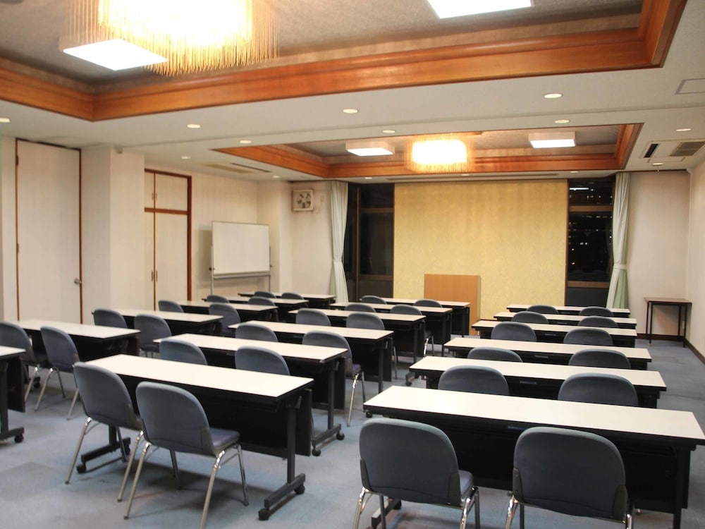 ãb-Shiga 30/41