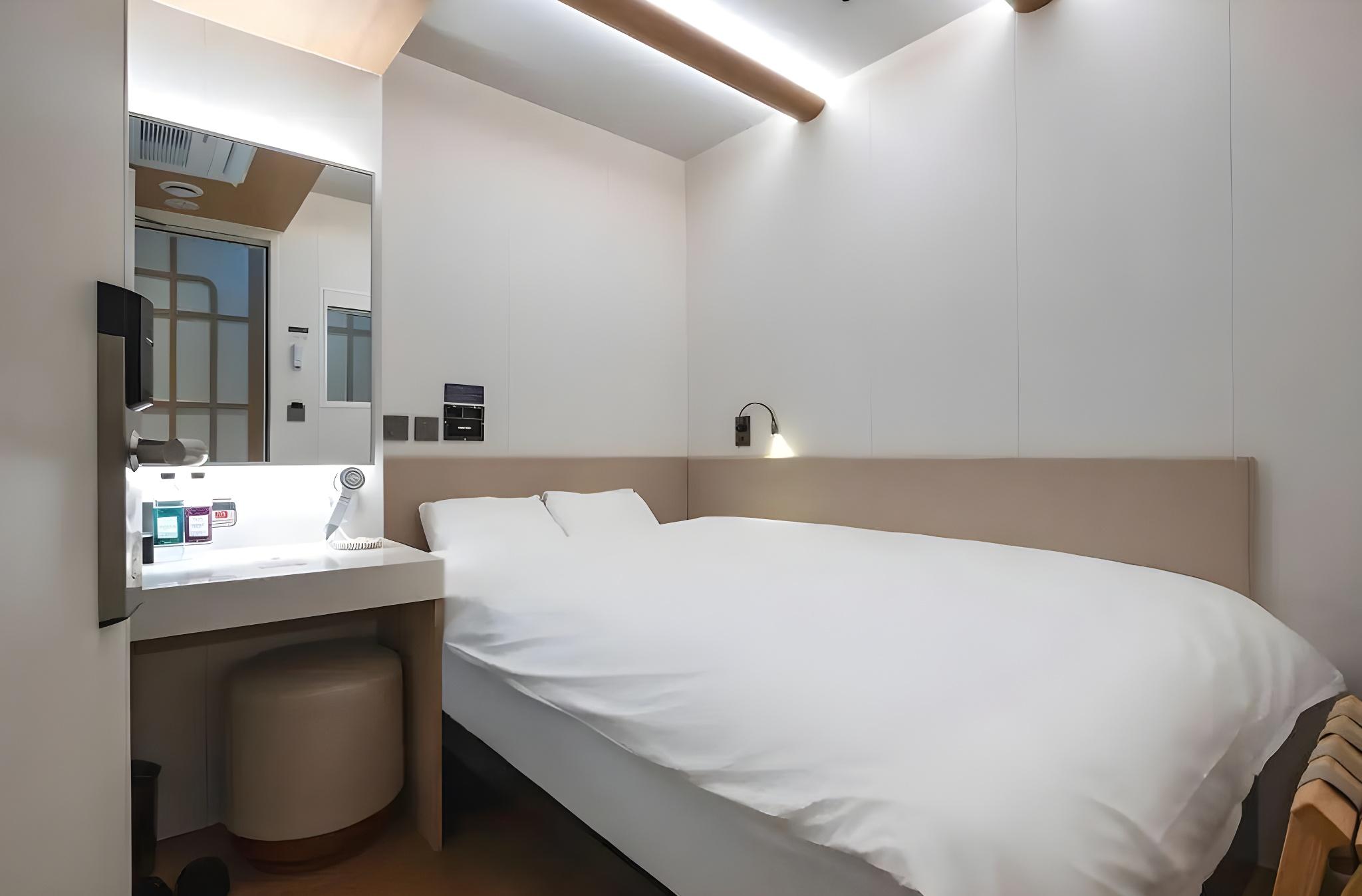 STANDARD, DOUBLE BED