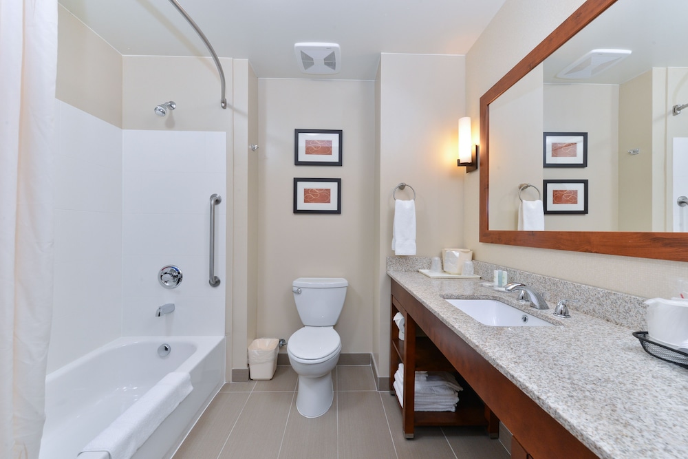 Comfort Suites Redding - Shasta Lake 17/52
