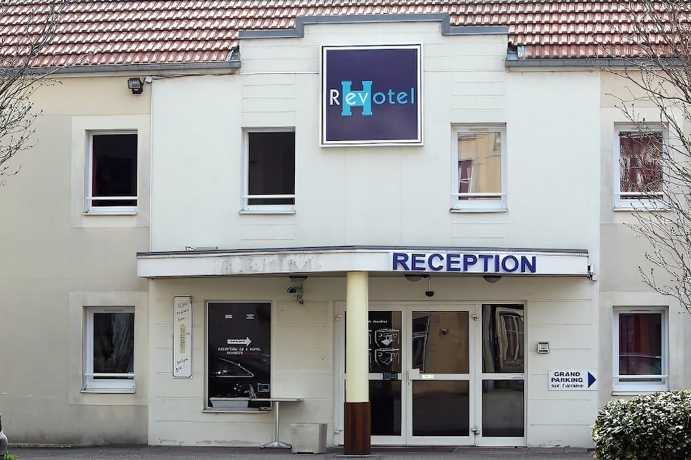 HOTEL REVOTEL 6/47