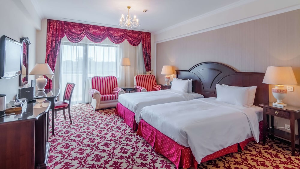 Hilton Sibiu 12/60