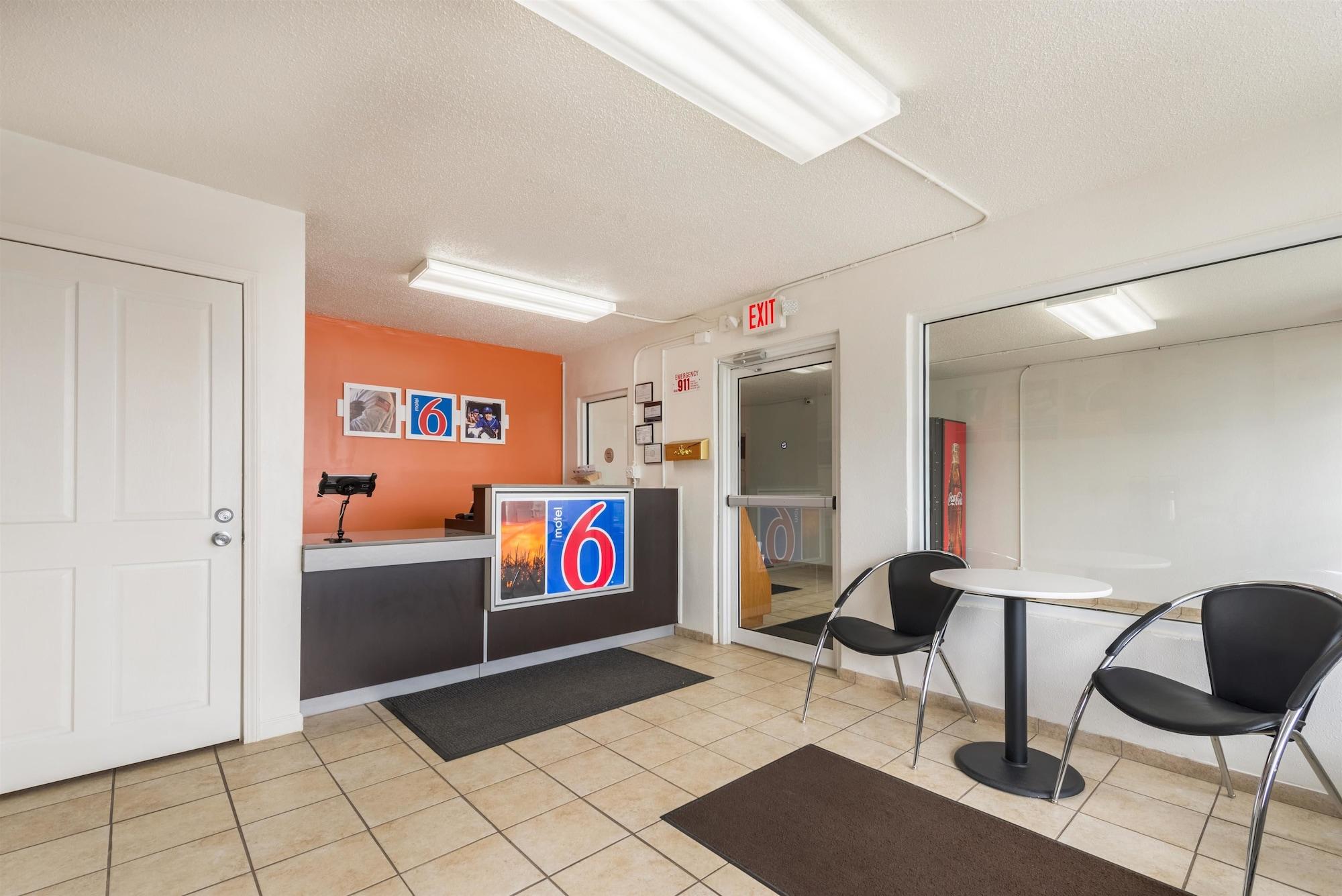 Motel6 Troy, OH 28/45