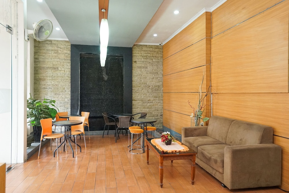Oyo 450 Semampir Residence 37/64