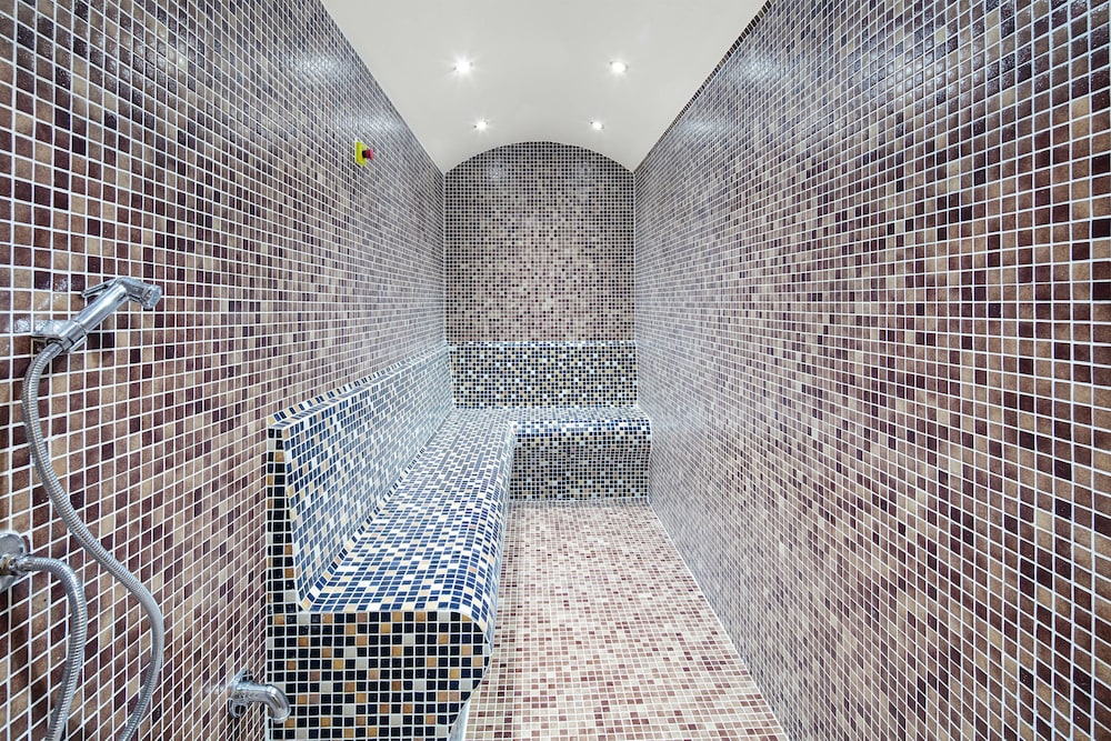 Delta Hotels by Marriott Istanbul Kagithane 21/50