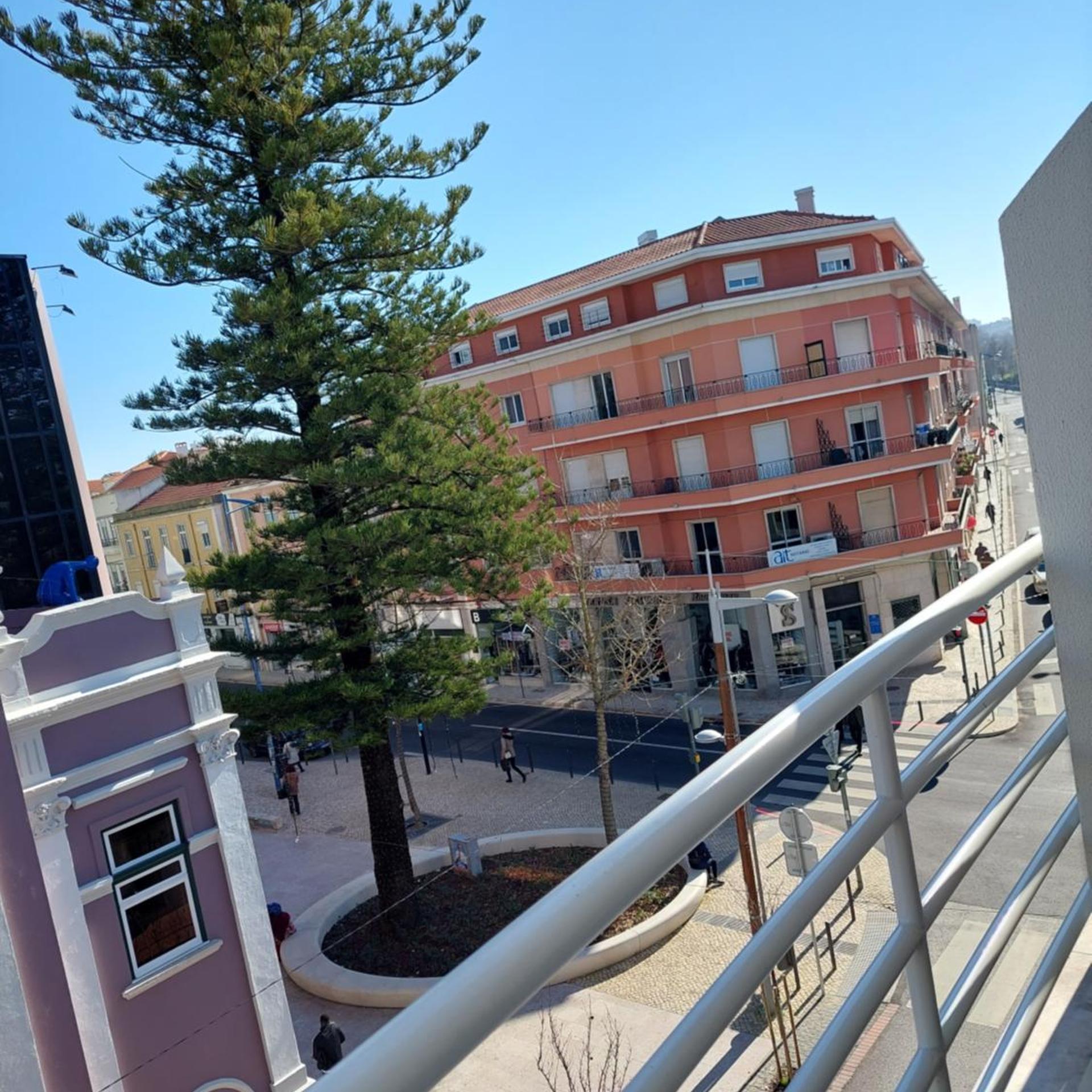 Amadora Palace Hotel 6/50