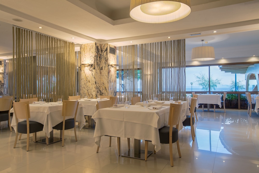 Hotel Canyelles Playa 35/48