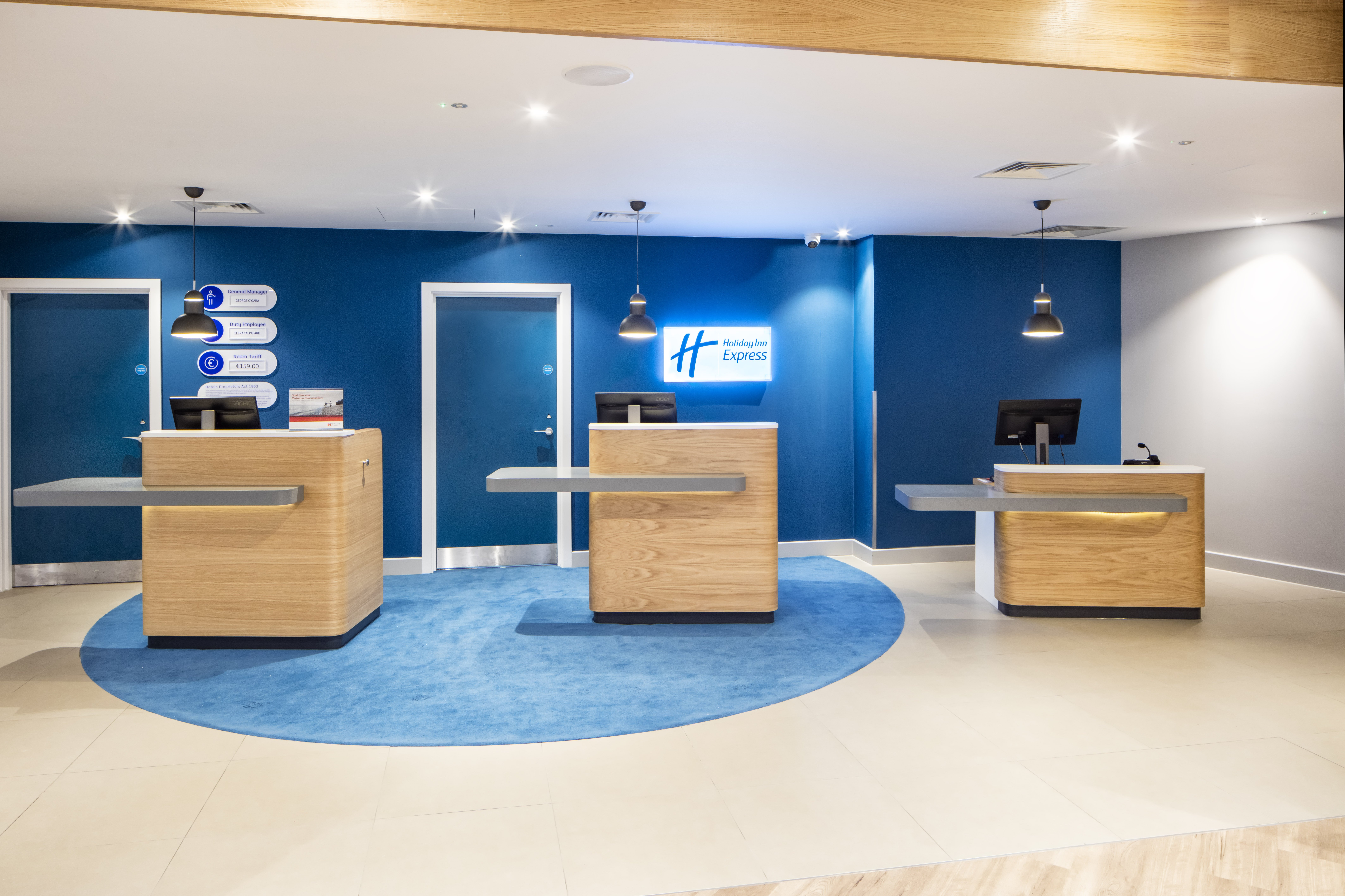 HOLIDAY INN EXPRESS DUBLIN CITY CENTRE 17/71