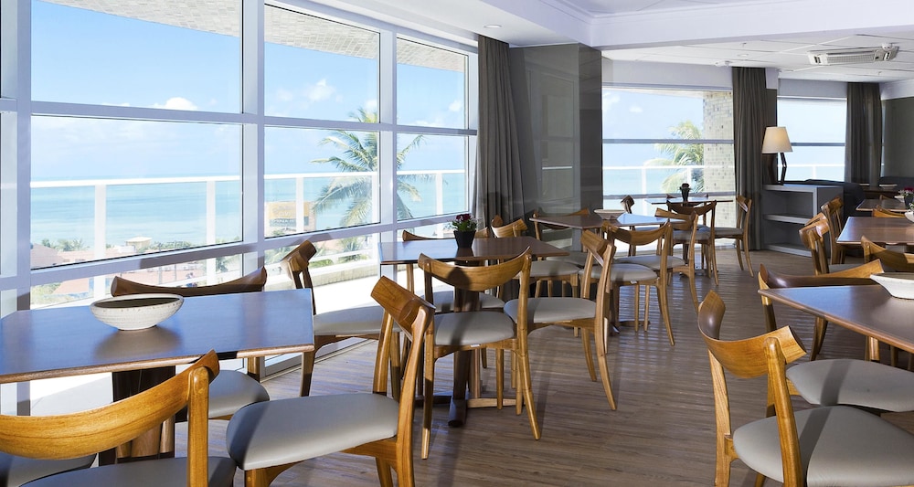 Golden Tulip Natal Ponta Negra 36/50