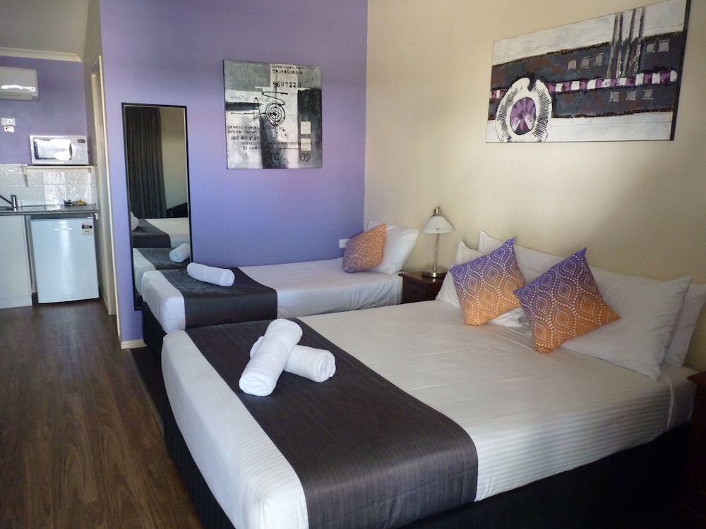 Caboolture Central Motor Inn 17/39