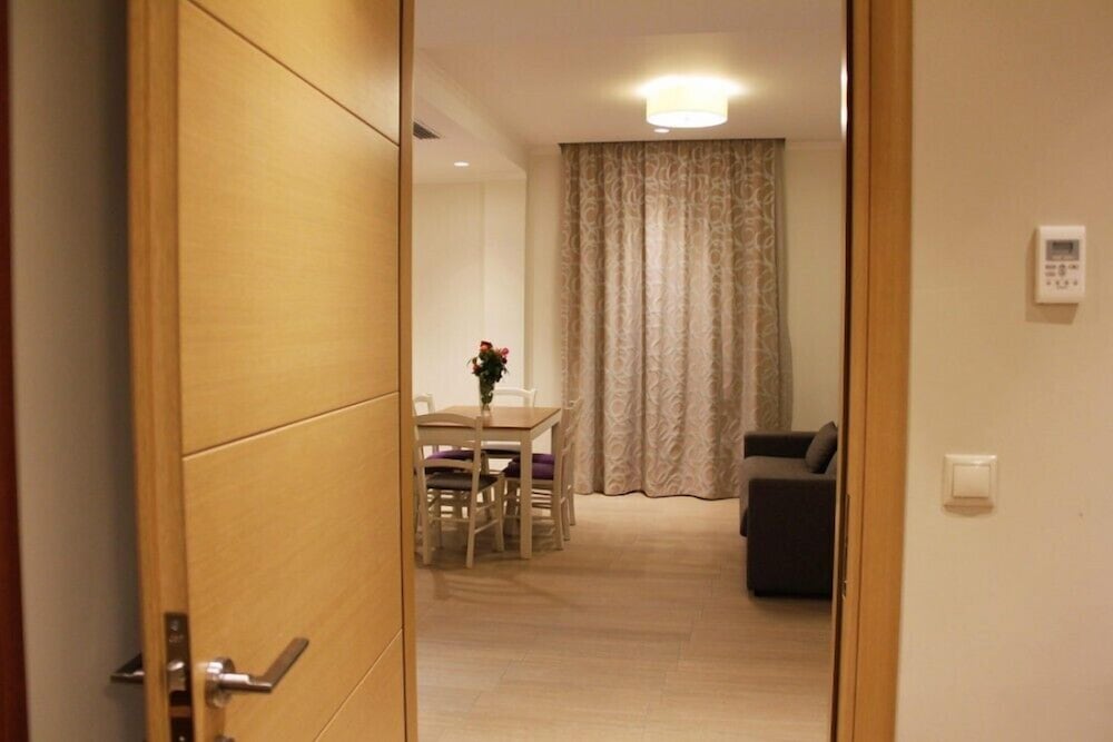 Niriides Luxury Villas 25/50