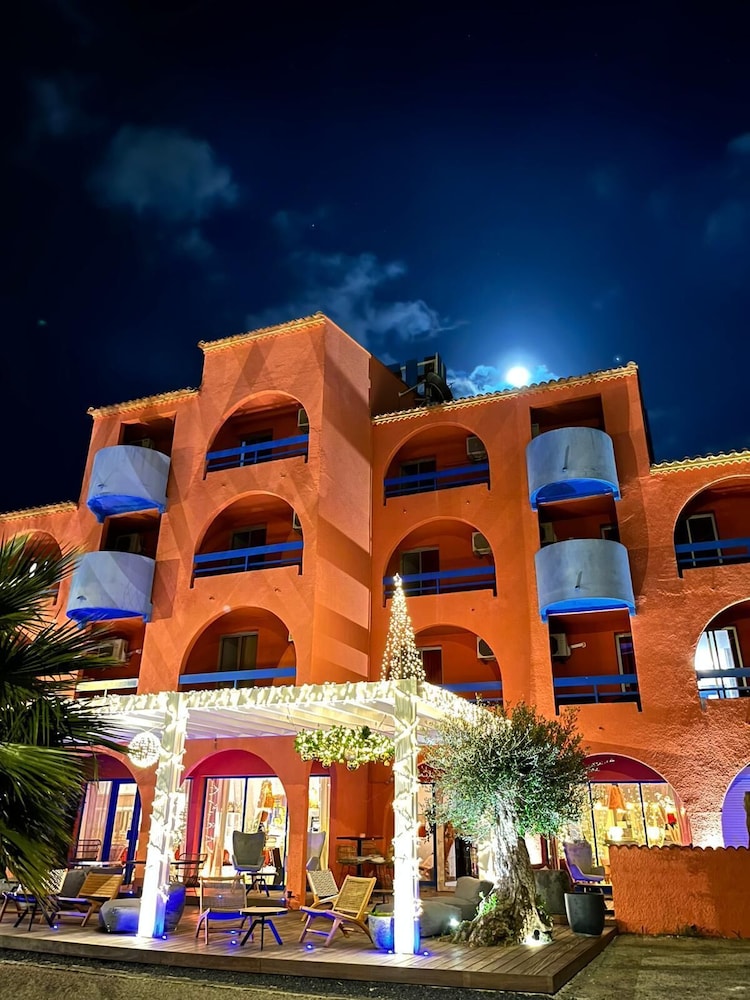 Hotel des 2 golfs 1/50