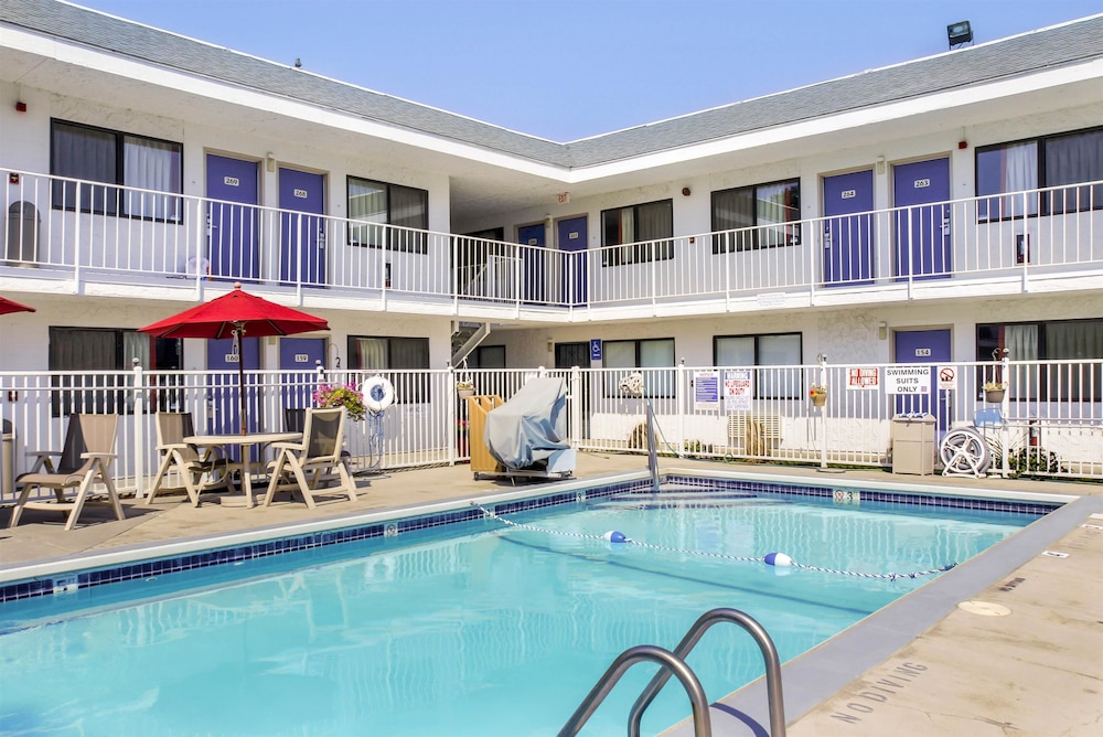 Motel6 Medford, OR in MEDFORD - OR