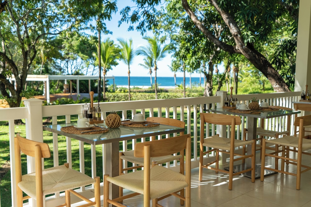 Azul Ocean Club Hotel 51/68