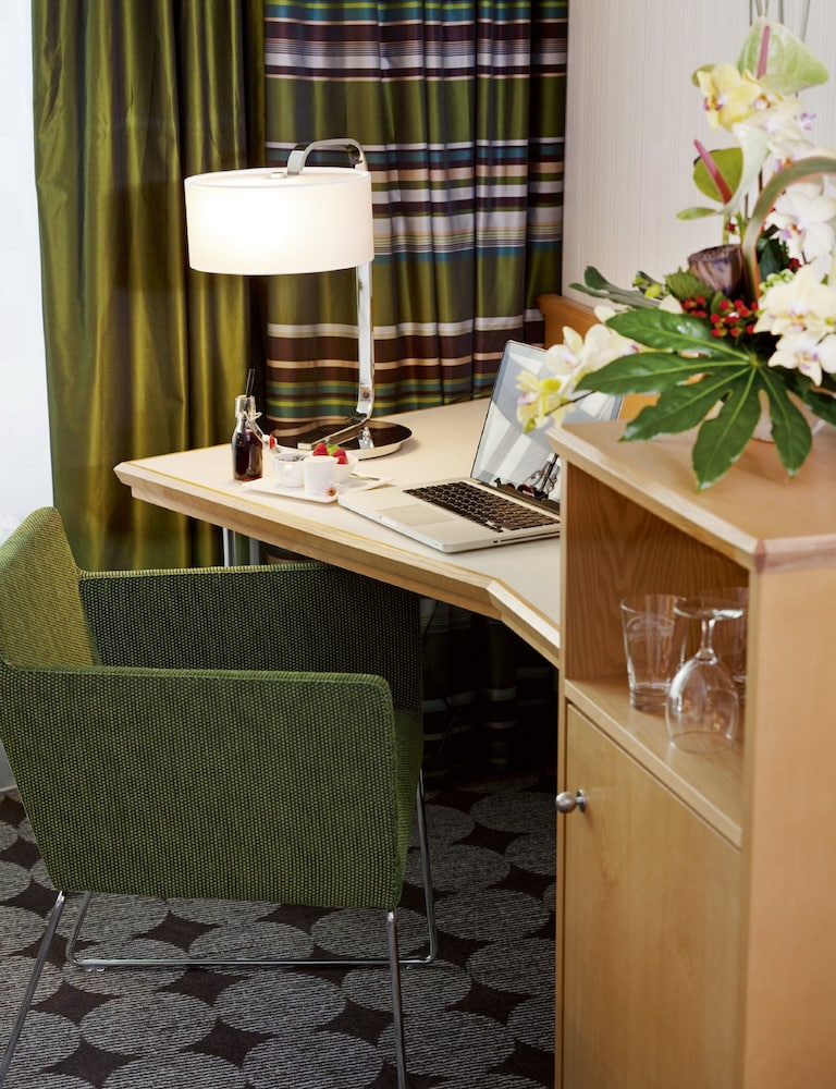 Movenpick Nuremberg Airport 62/75
