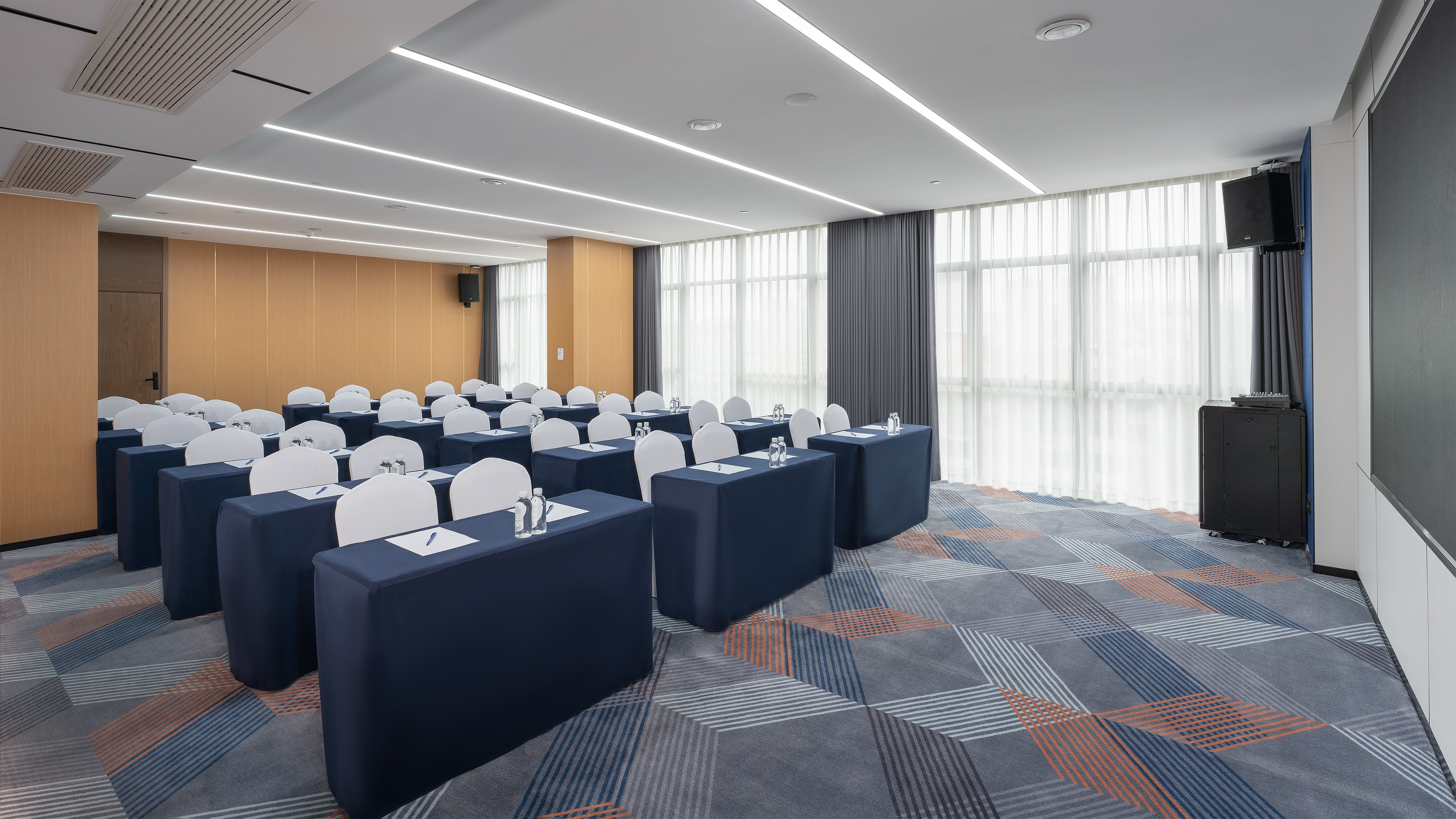 Holiday Inn Express Nanning Convention and Exhibition 23/24