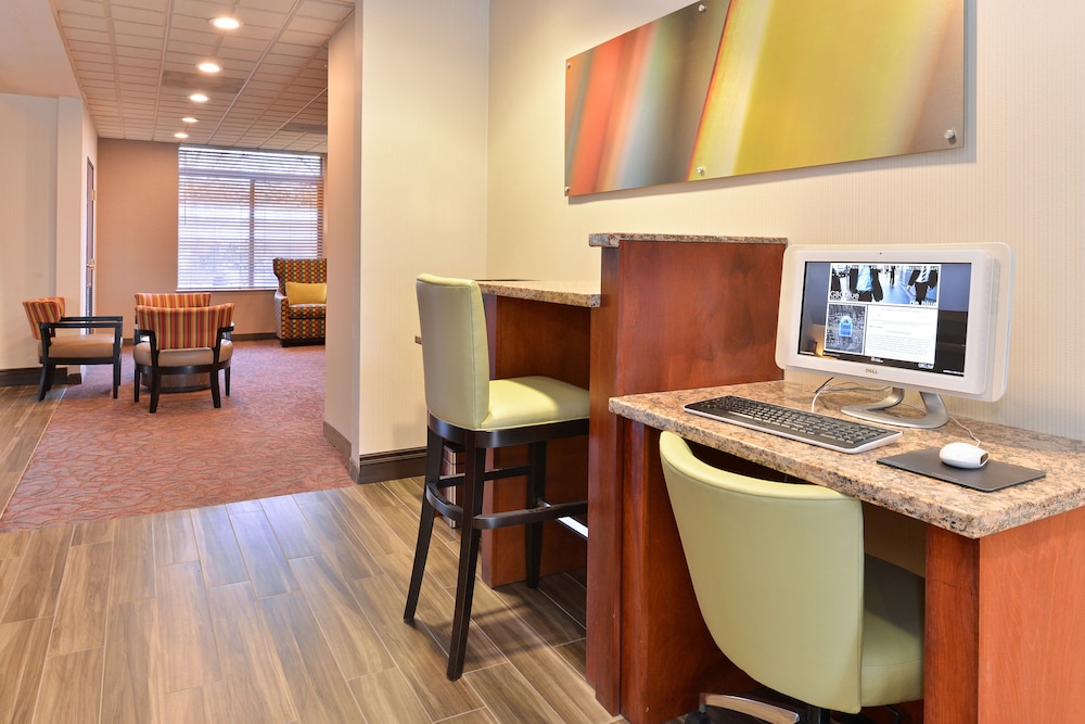 Holiday Inn Express Portland West/hillsboro, An Ihg Hotel 61/73