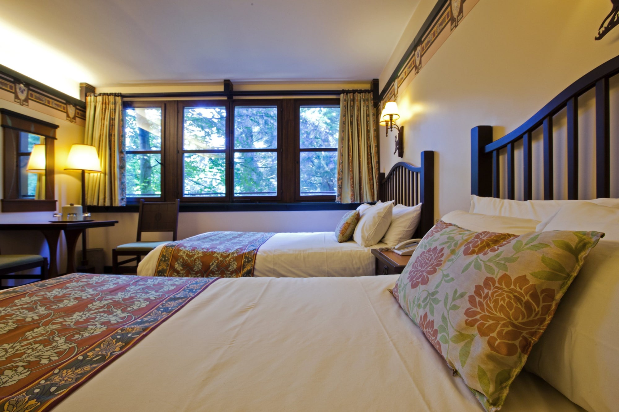 Standard, 2 Double Beds, Lake Side