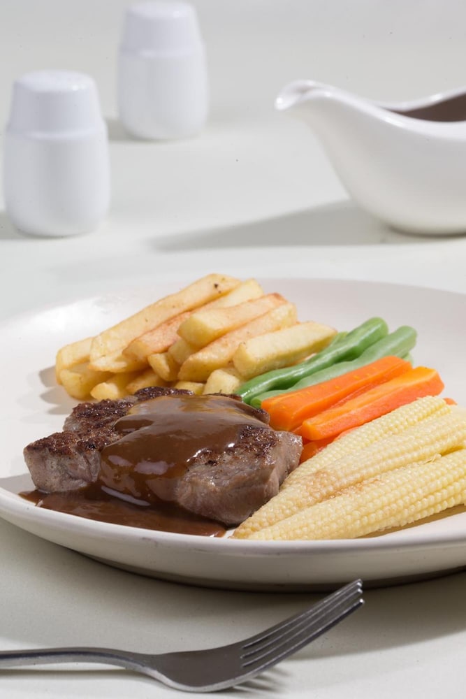 Hotel Santika Gresik 24/55