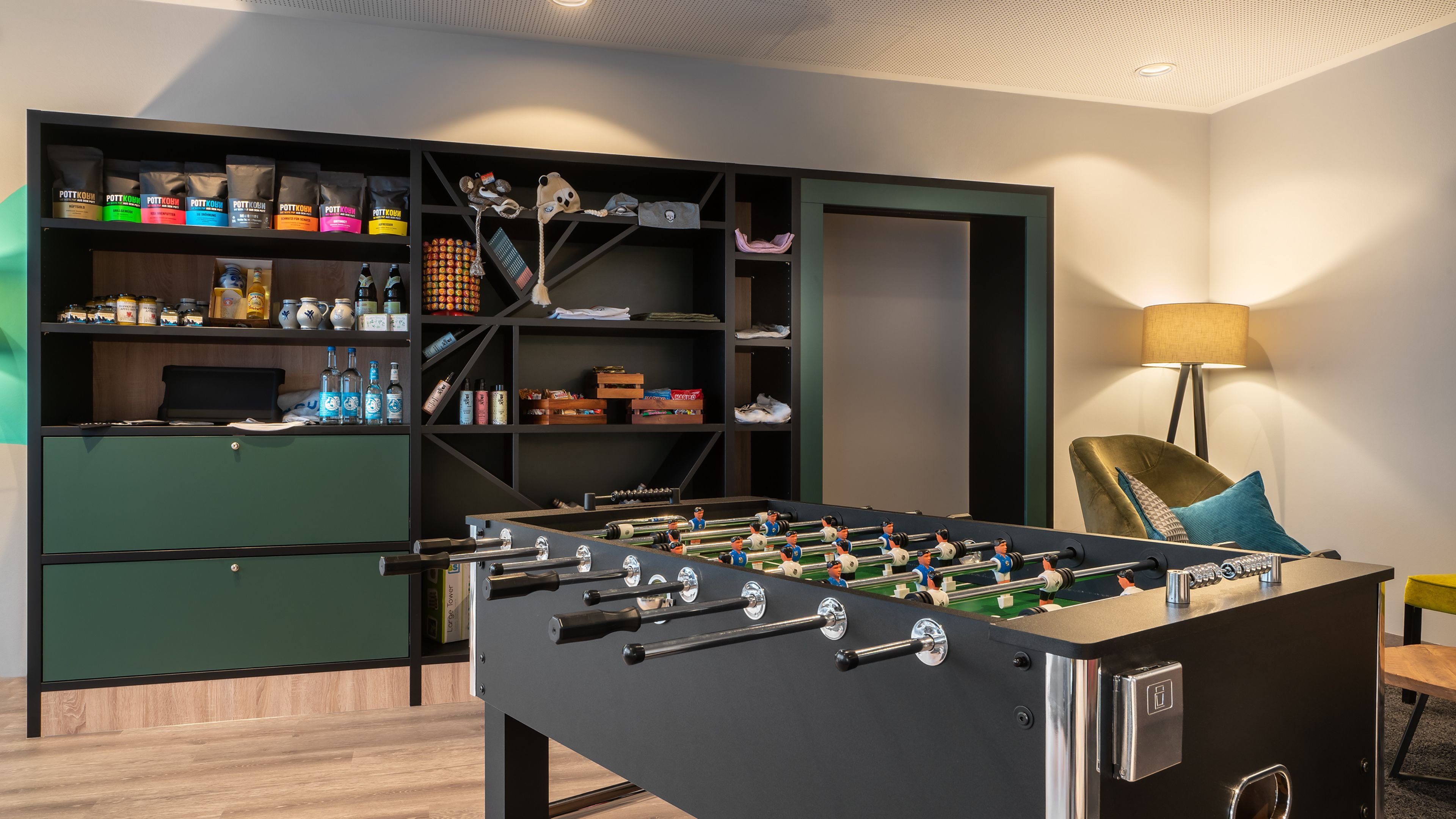 Holiday Inn - the niu, Charly Frankfurt City by IHG 40/56