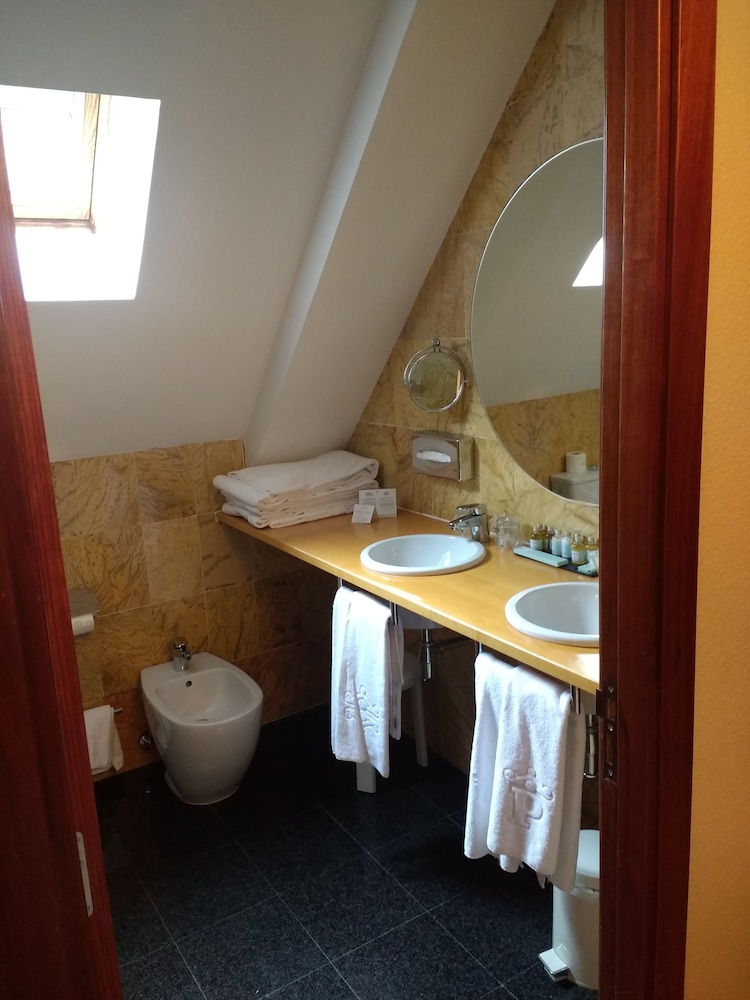 Parador De Arties 46/50