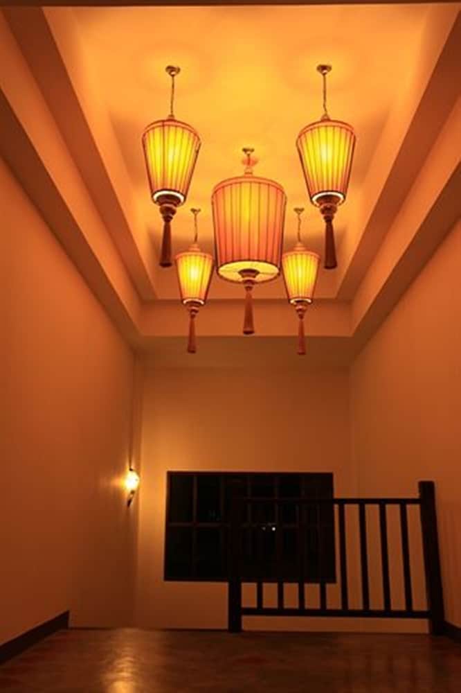 Baan Ratchiangsaen 40/56