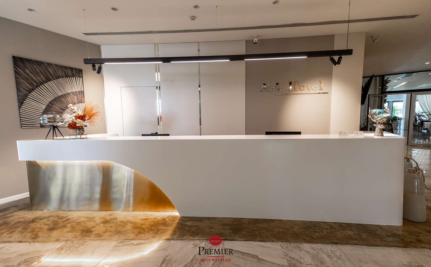 Lobby at Best Western Premier Ark Hotel, Nikel
