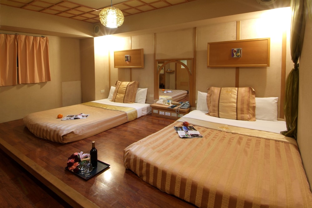 Laurel Business Hotel 20/28