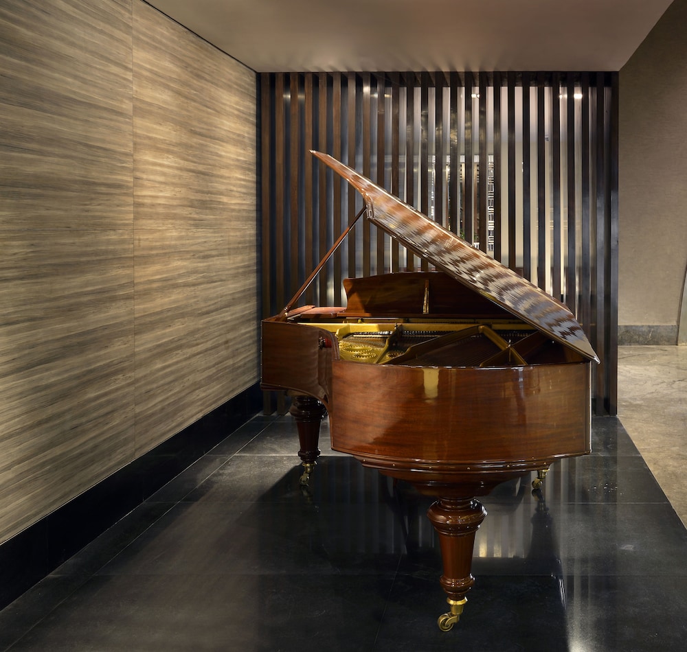 THE LALIT GREAT EASTERN KOLKATA photo2