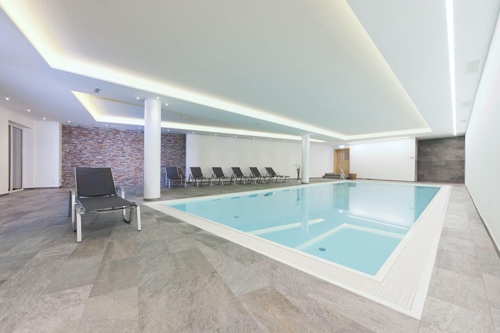 Hotel Kirchberger Hof 14/30