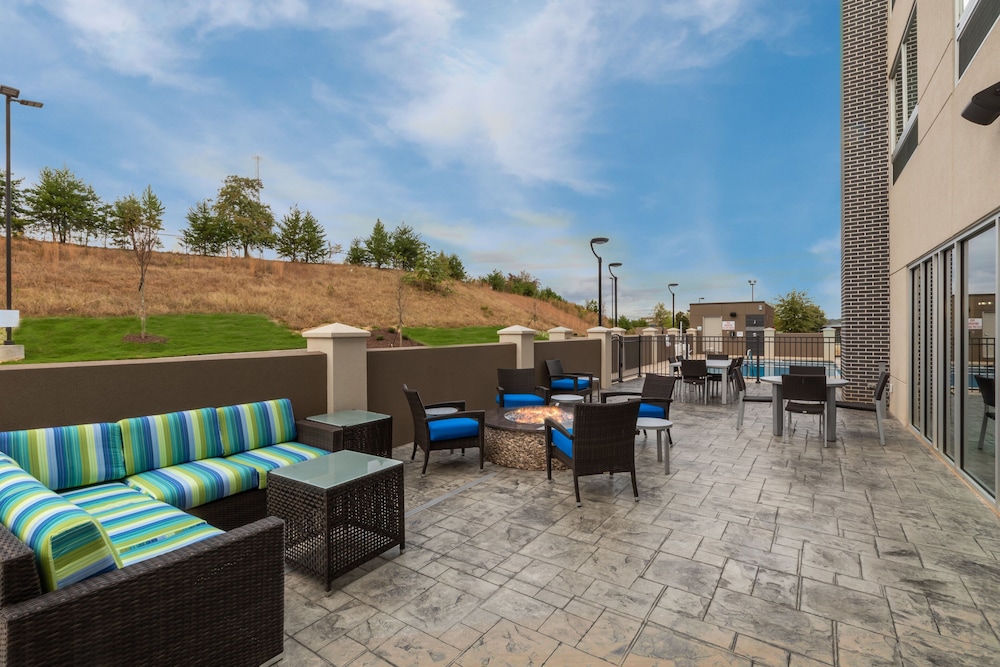 Holiday Inn Express And Suites Greenville Taylors 31/50