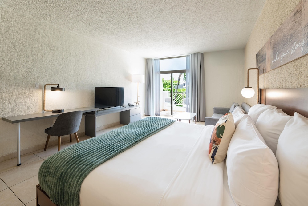 Playa, Collection, Suite, King Bed, Resort View