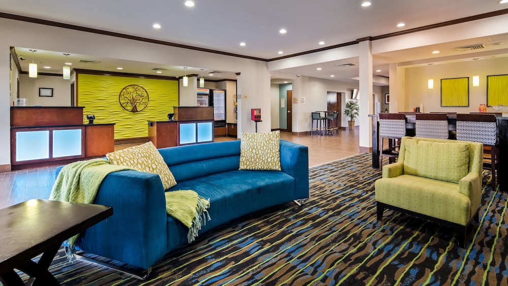 Best Western Plus Denver City Hotel and Suites 23/33