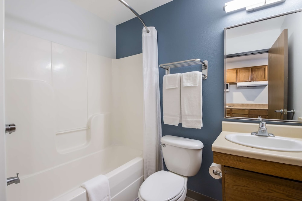 Extended Stay America Select Suites Lakeland 13/42