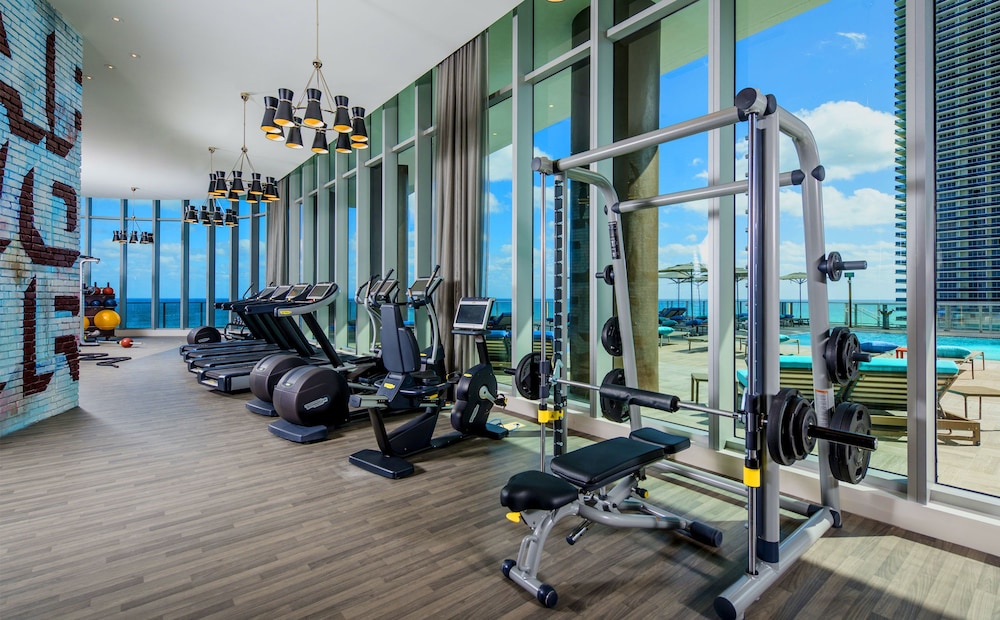 H Beach Resort Rentals 23/49