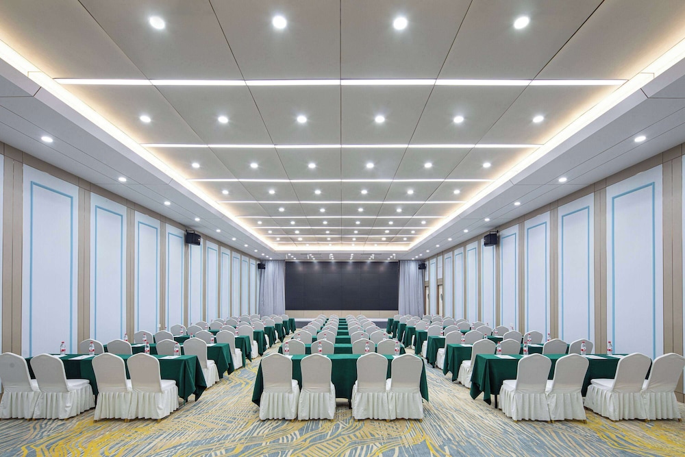 Microtel by Wyndham Changsha Yuhua 32/35