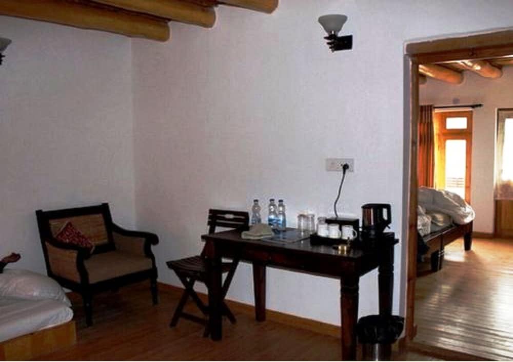 Saboo Resorts 10/50