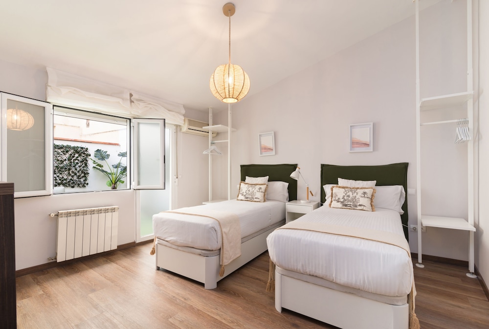 Apartamentos Roisa Centro 25/72