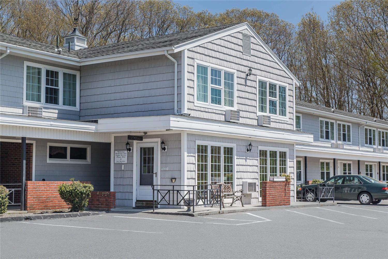Rodeway Inn Waterford - New London 27/29