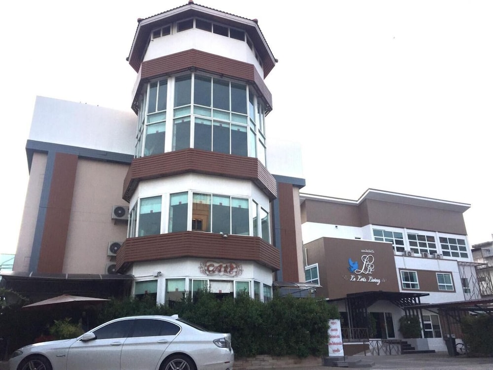 Hotel Le Lerts Living 2/51
