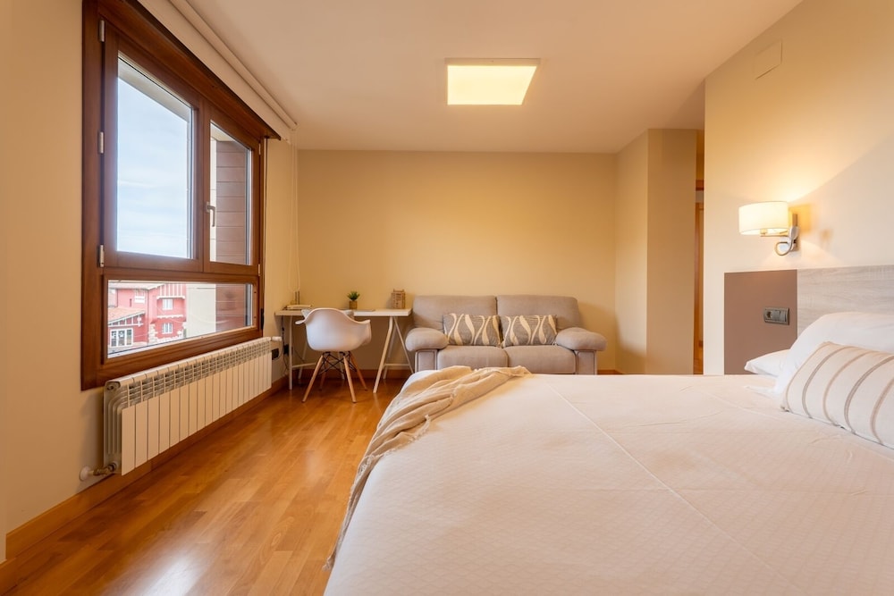 Apartamentos Albatros 4/50